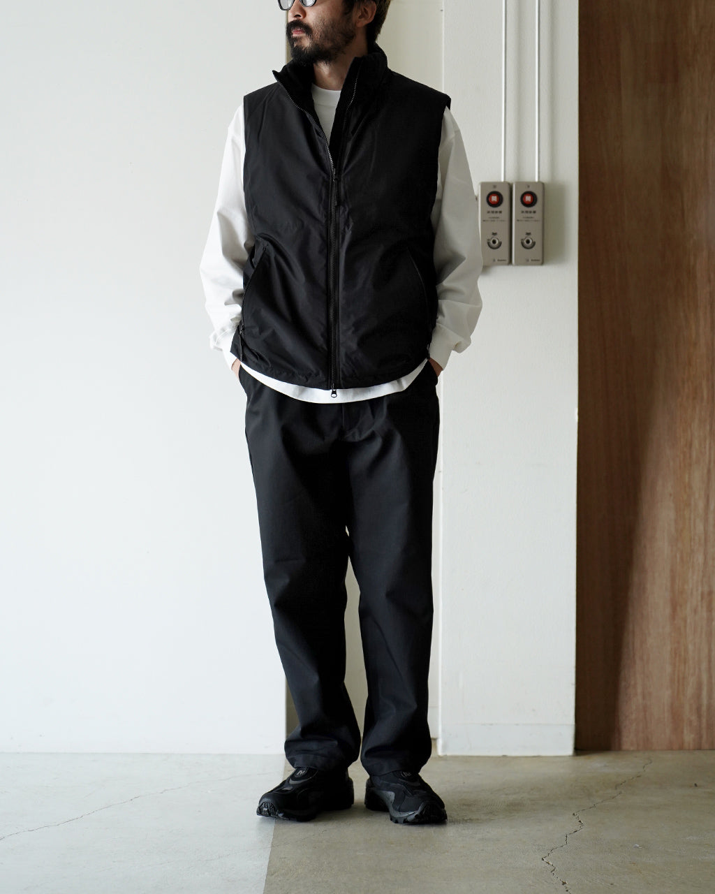 One Tuck Tapered Stretch Pants GL75177
