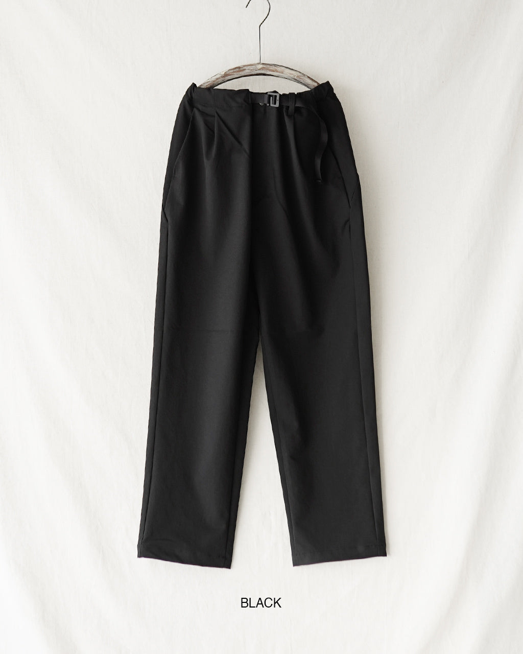 One Tuck Tapered Stretch Pants GL75177