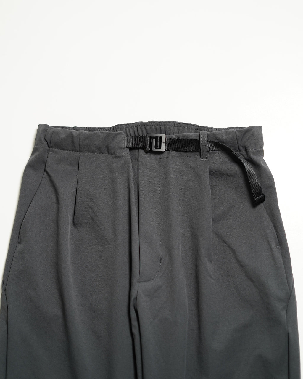 One Tuck Tapered Stretch Pants GL75177