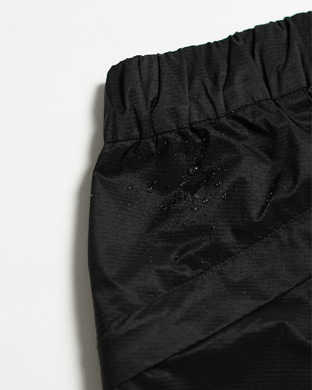 Goldwin PERTEX EQUILIBRIUM Wind Pants GL75174