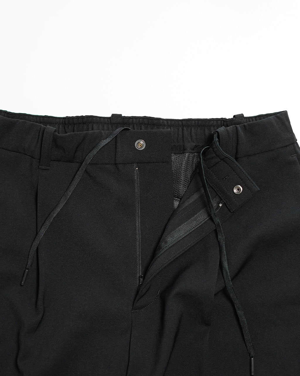 One Tuck Straight Pants GL75180