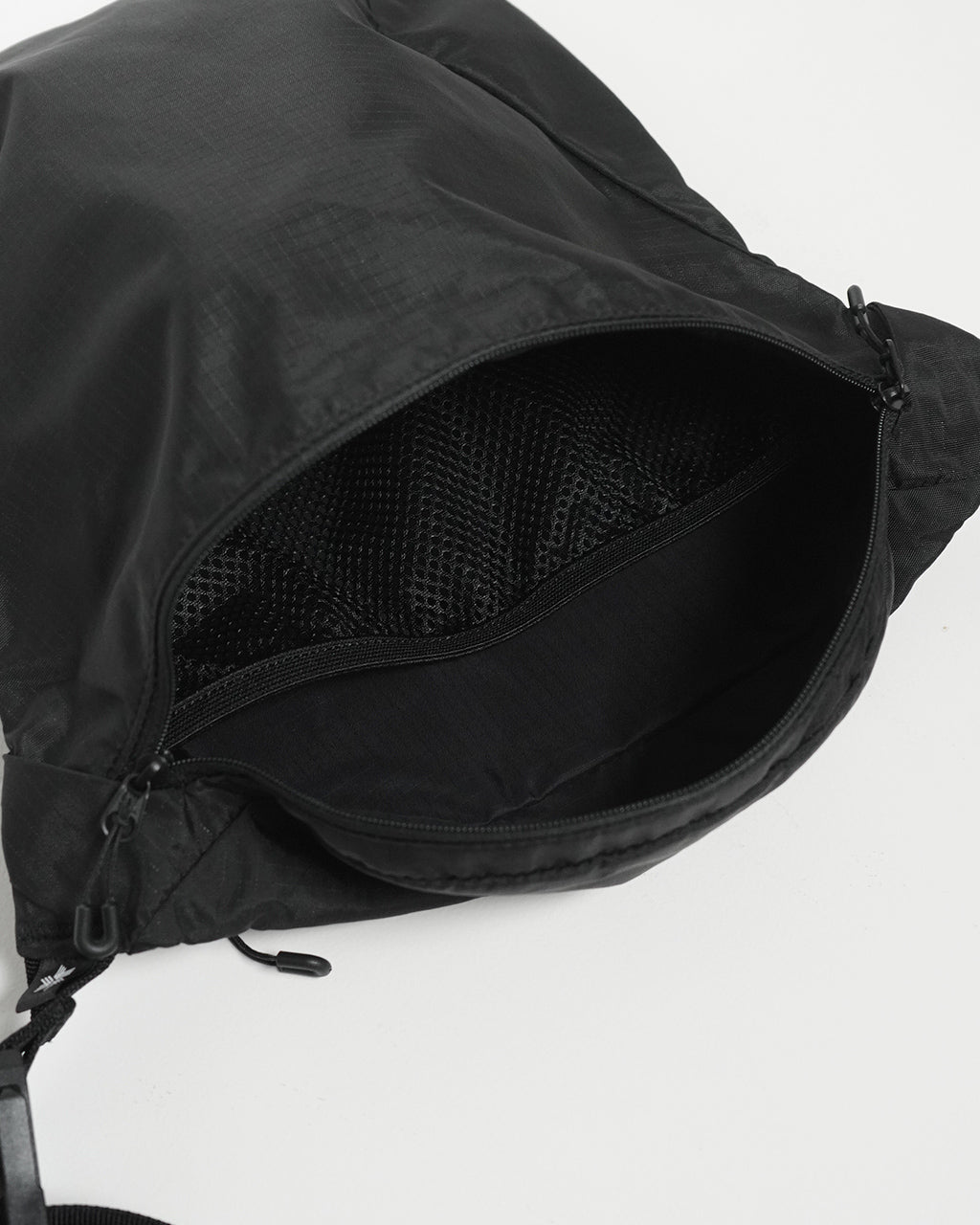 Goldwin High Strength Rip-stop Shoulder Bag M GL95185