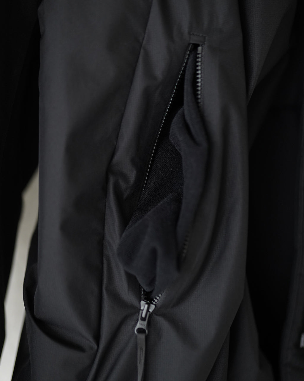 Goldwin WINDSTOPPER by GORE-TEX LABS Puffy Coat GLW25333