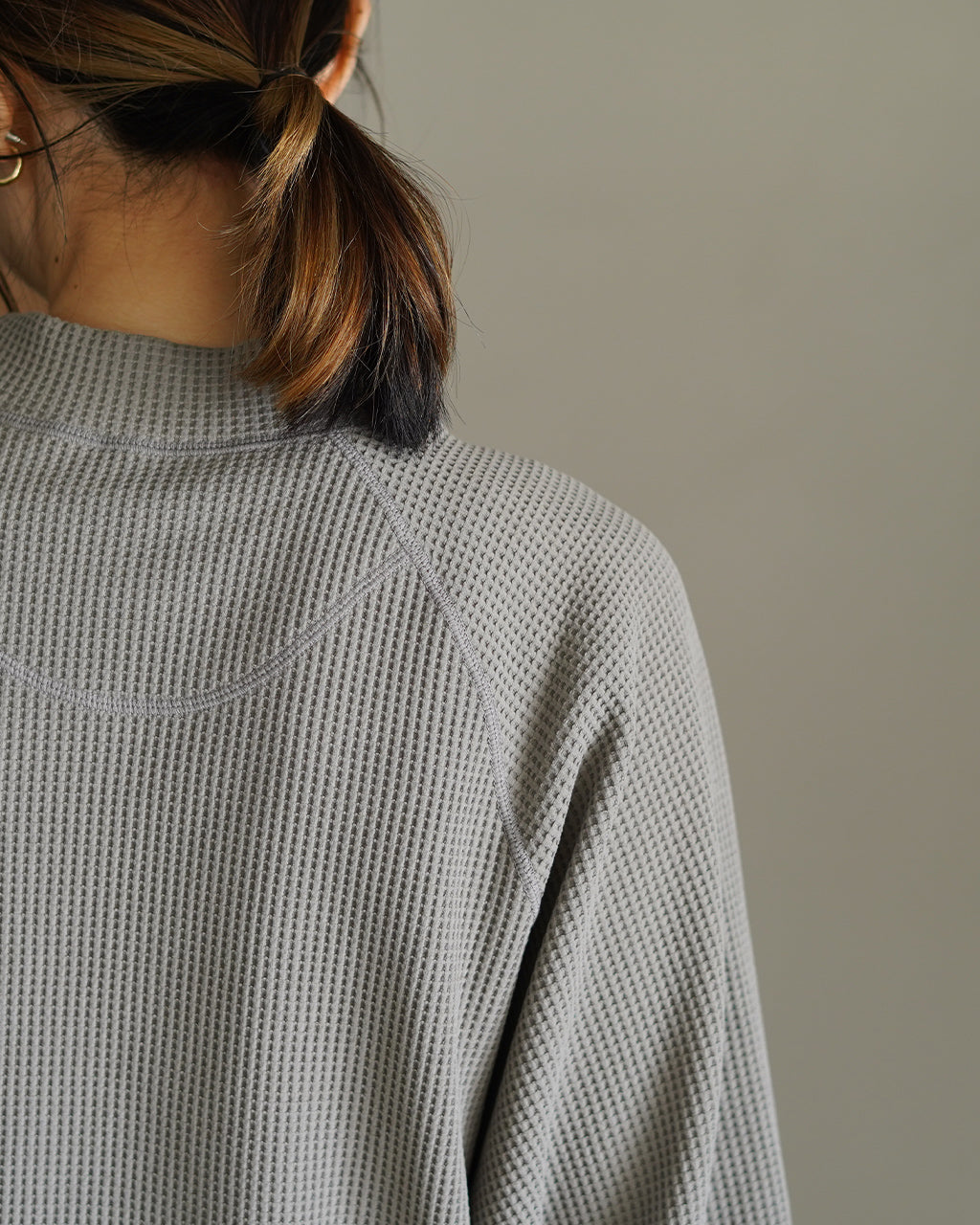 WF Light Mock Neck L/S T-shirt GLW45331