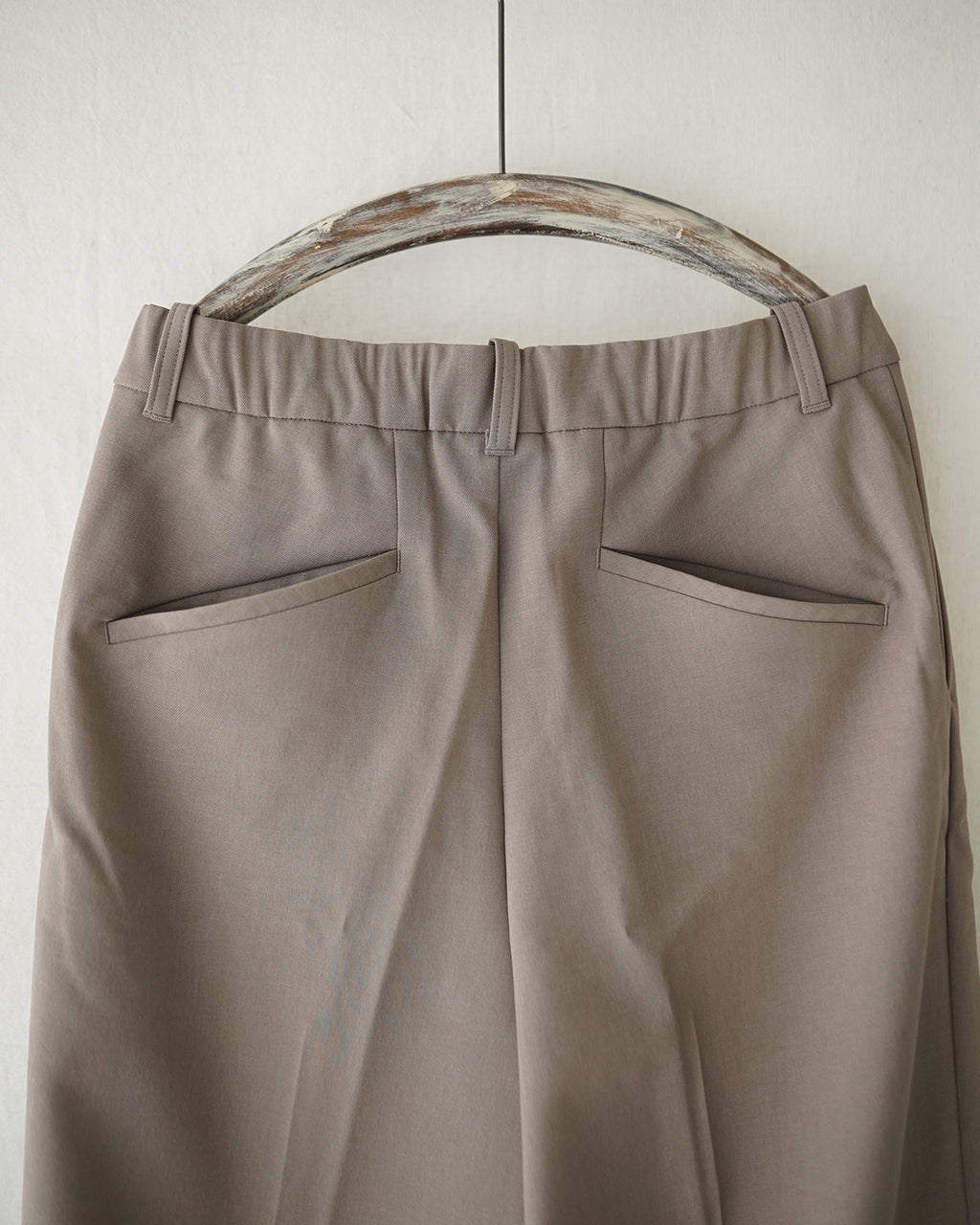 Goldwin 2-tuck Straight Pants GLW75375