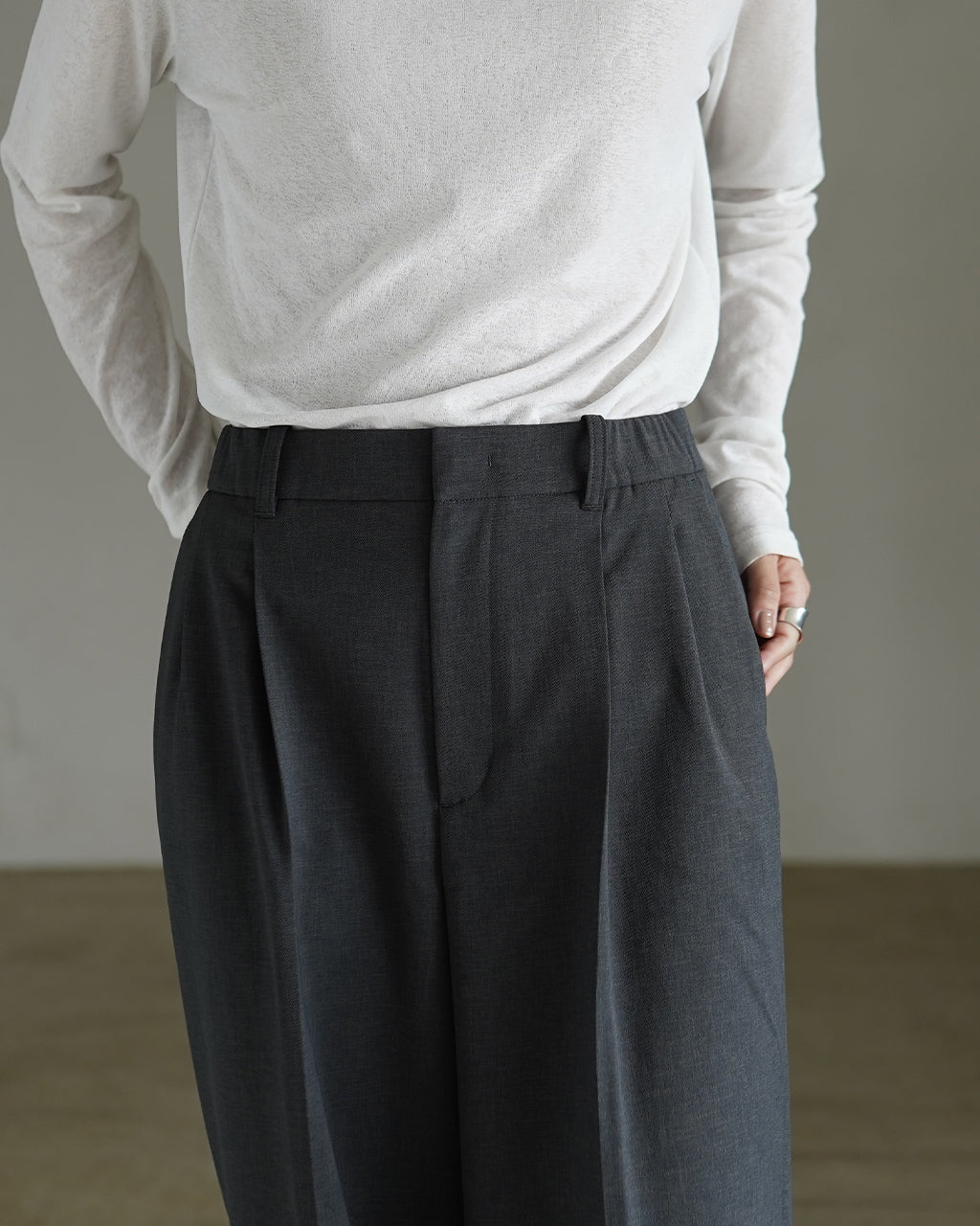 Goldwin 2-tuck Straight Pants GLW75375