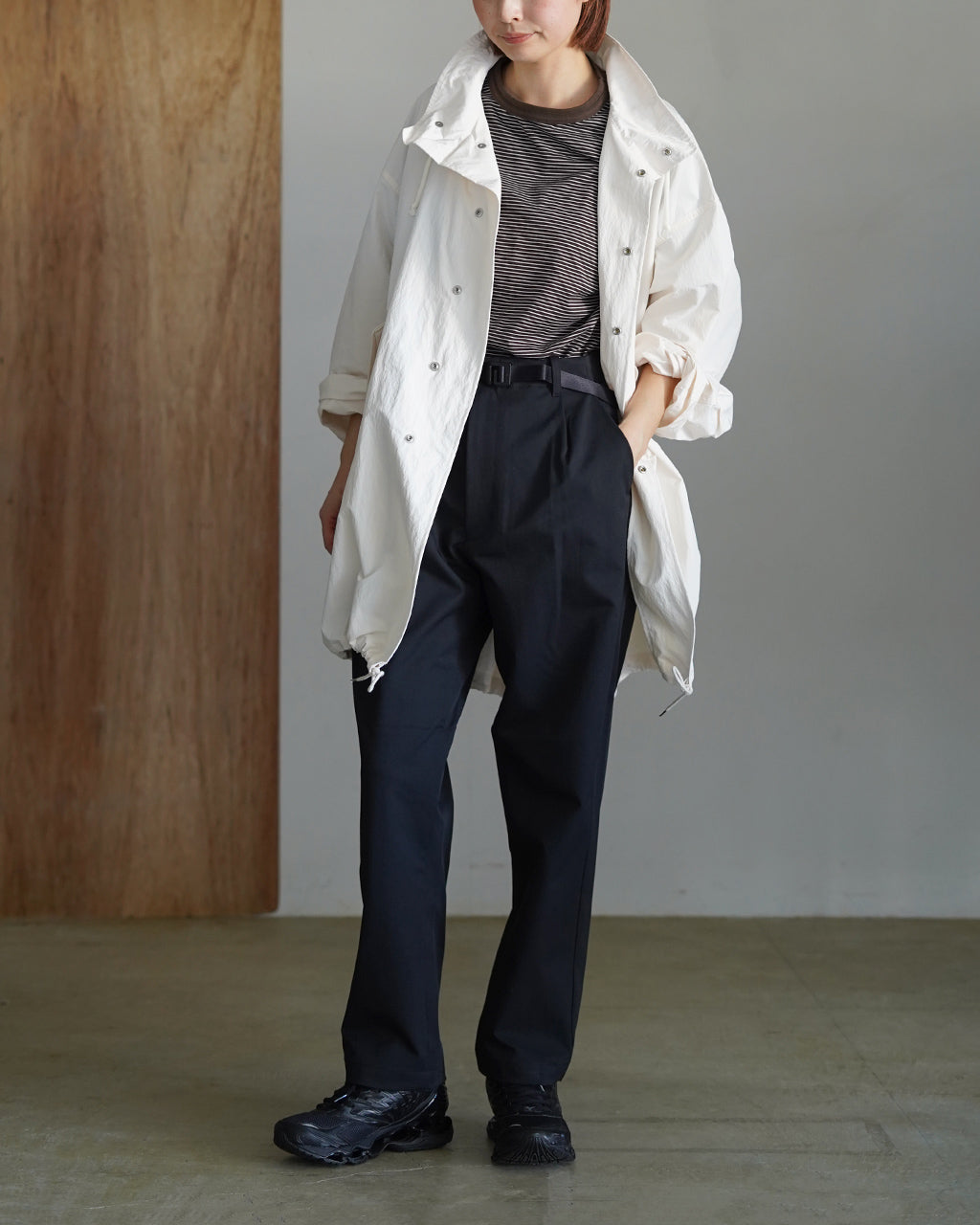 One Tuck Tapered Stretch Pants GL75177