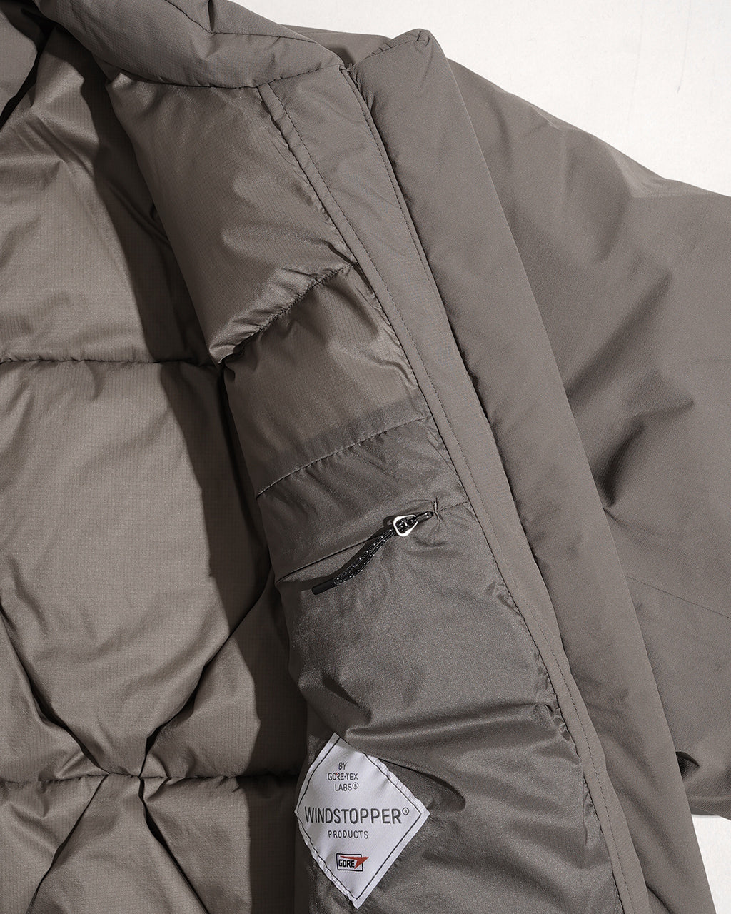 WINDSTOPPER Triangular Down Jacket GL26337