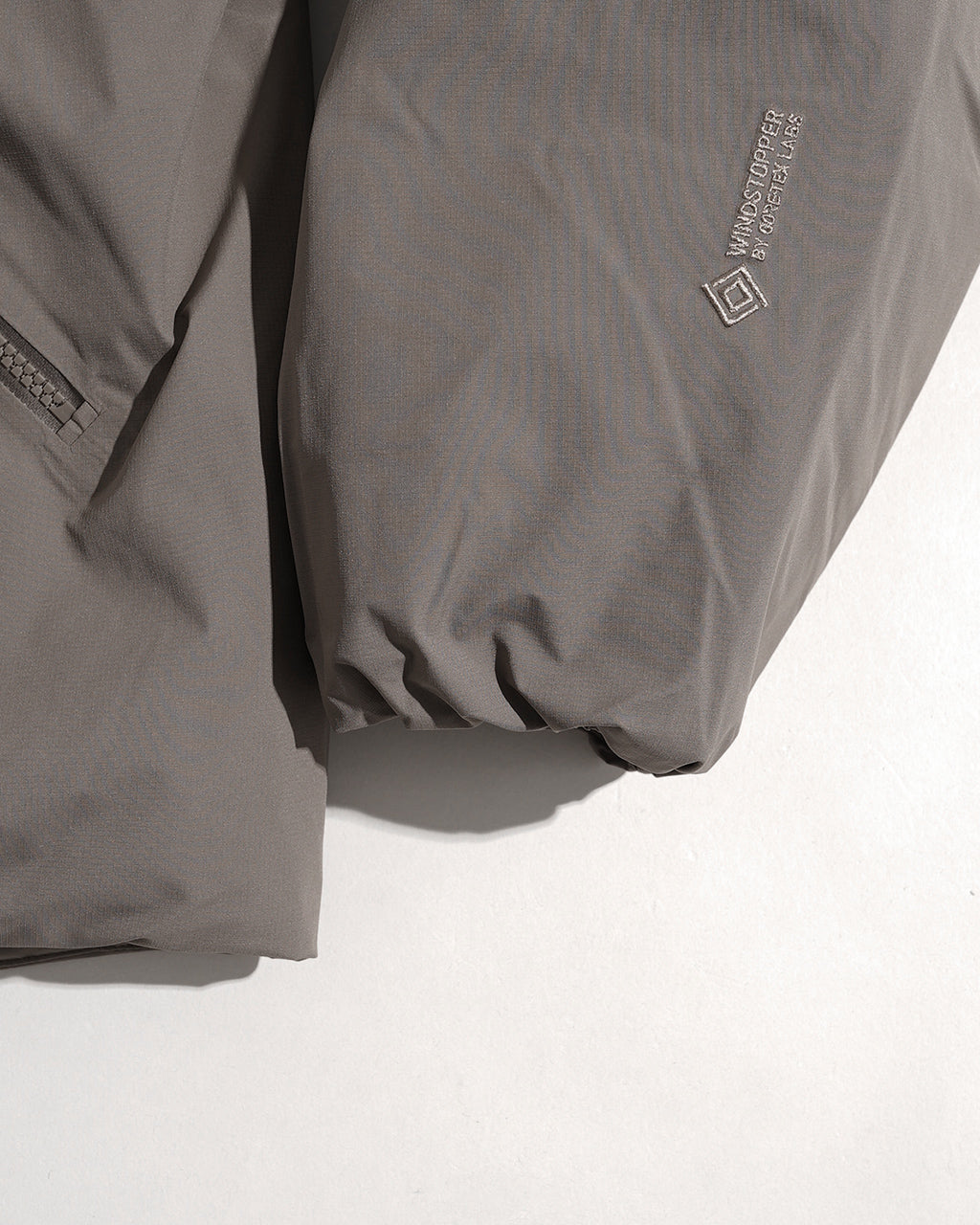 WINDSTOPPER Triangular Down Jacket GL26337