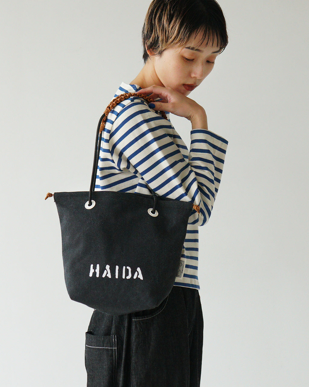 HAIDA ハイダ キャンバス トートバッグ Sサイズ CANVAS (TOW HILL) COLLECTION ハンドバッグ 肩掛け ブラック ホワイト HAI05-TOW-S レザー 男女兼用【クーポン対象外】【送料無料】