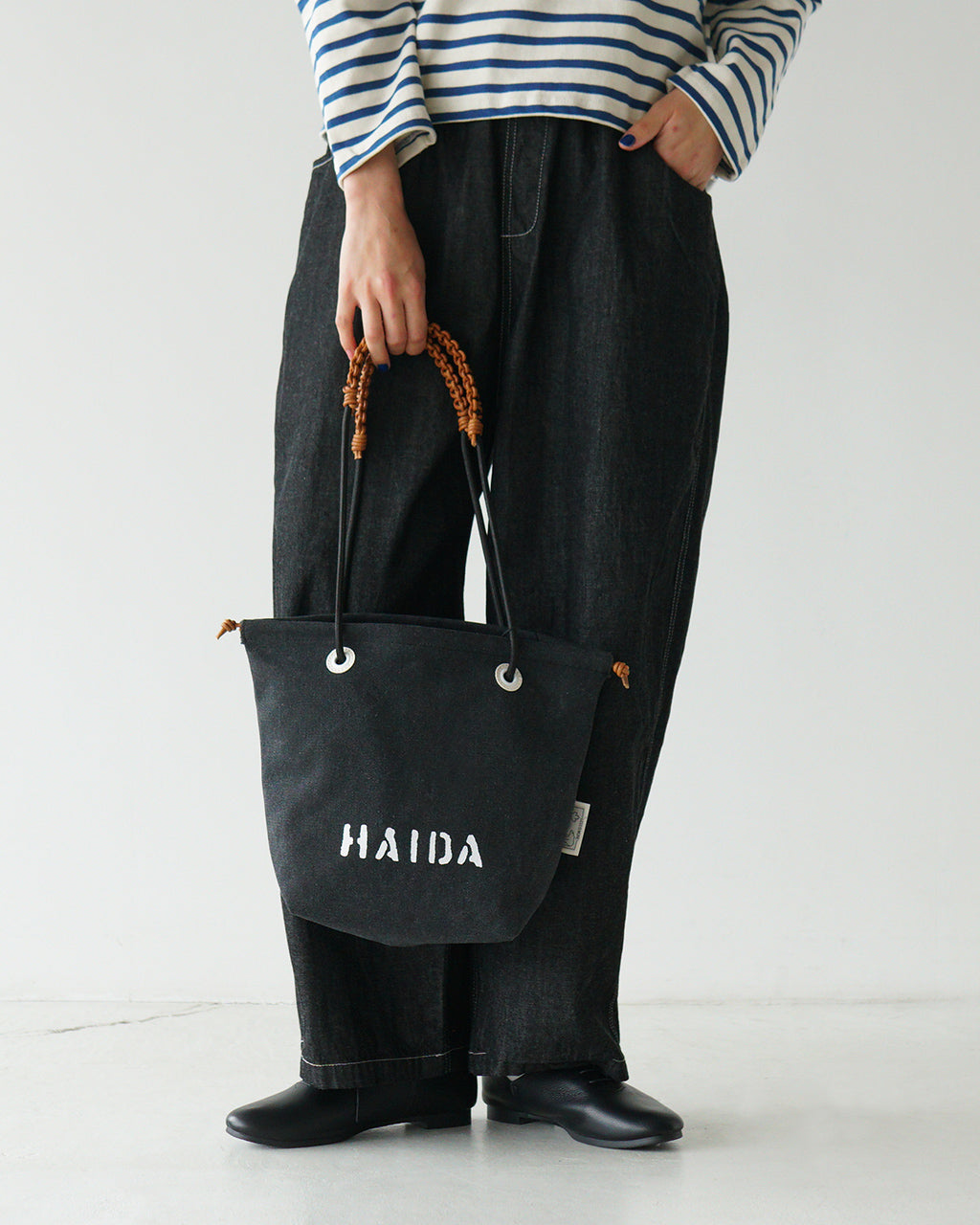 HAIDA ハイダ キャンバス トートバッグ Sサイズ CANVAS (TOW HILL) COLLECTION ハンドバッグ 肩掛け ブラック ホワイト HAI05-TOW-S レザー 男女兼用【クーポン対象外】【送料無料】
