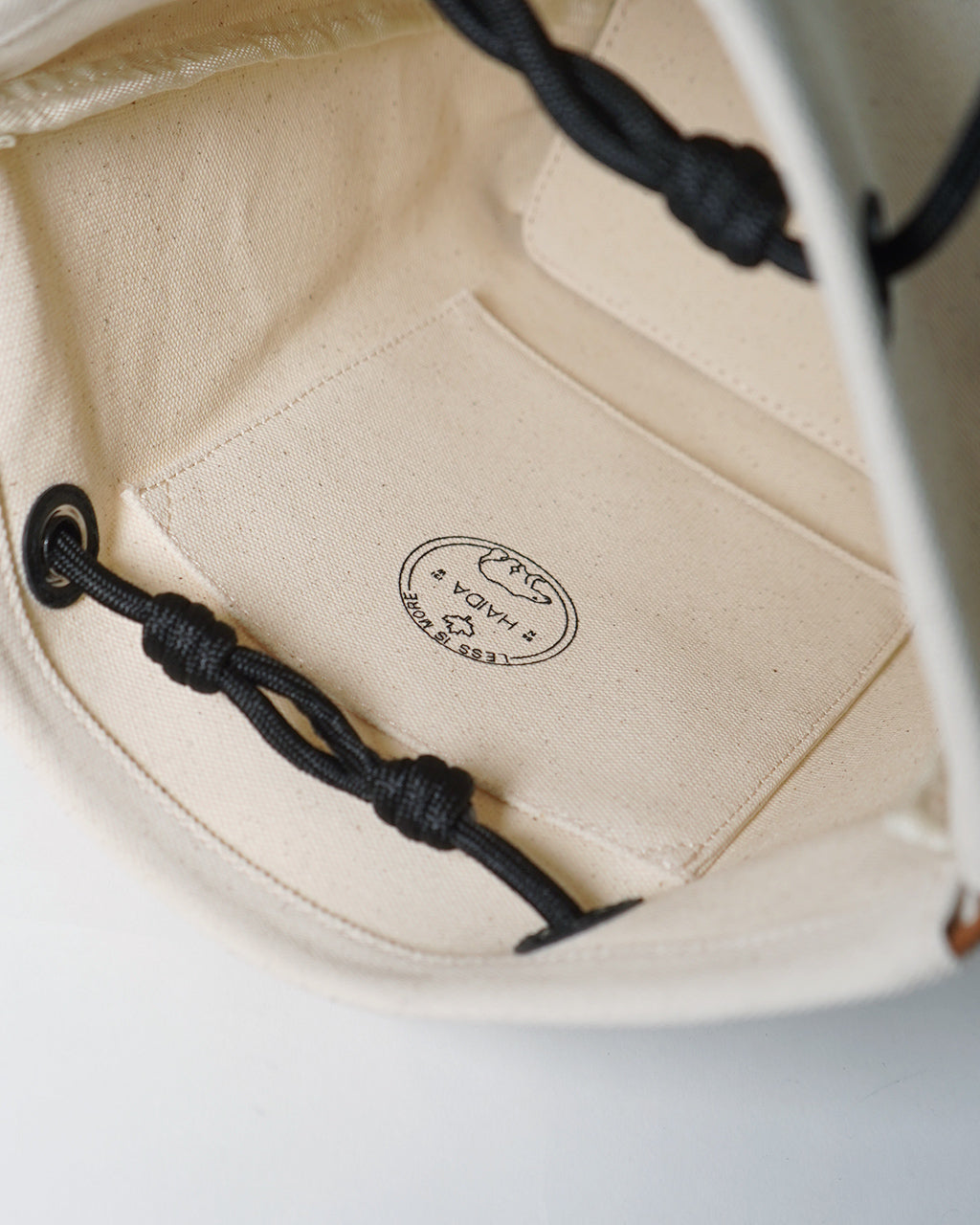 HAIDA ハイダ キャンバス トートバッグ Sサイズ CANVAS (TOW HILL) COLLECTION ハンドバッグ 肩掛け ブラック ホワイト HAI05-TOW-S レザー 男女兼用【クーポン対象外】【送料無料】