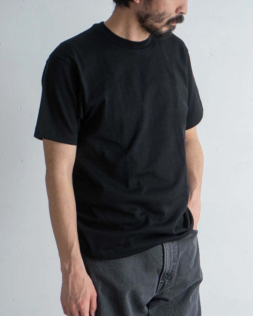 Hanes ヘインズ クルーネックTシャツ1P Hanes T-SHIRTS KURO 半袖 Tシャツ クルーネック コットン100% HM1-B201【クーポン対象外】