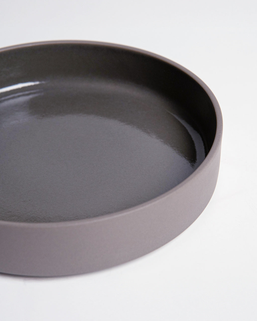 HASAMI PORCELAIN 가위 포세린 얕은 그릇 접시 Shallow Bowl 185×37mm 하사미야키 니시카이 도기 식세기 대응 HDG109 HAW109【쿠폰 대상외】
