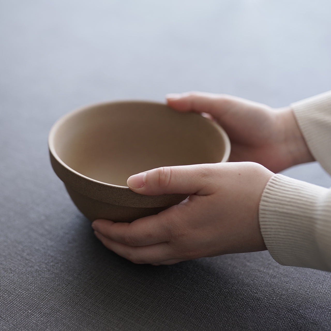 Mid-Deep Round Bowl 14.5cm×7.2cm HP048