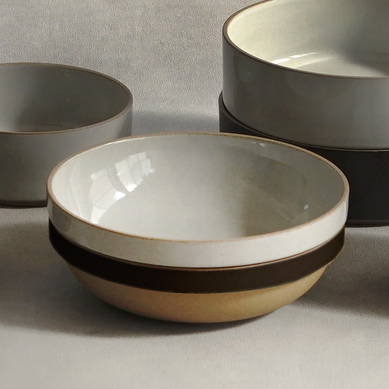 HASAMI PORCELAIN ハサミポーセリン ラウンド ボウル Round Bowl 18.5cm×5.5cm 波佐見焼き 西海陶器 皿 HPB032 HPM032