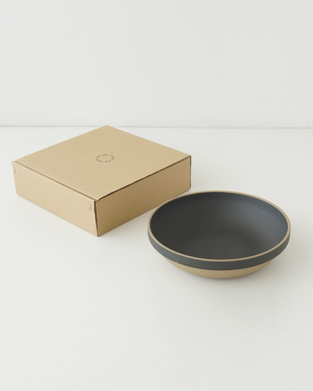 Round Bowl 22cm×5.5cm HPB033 HPM033