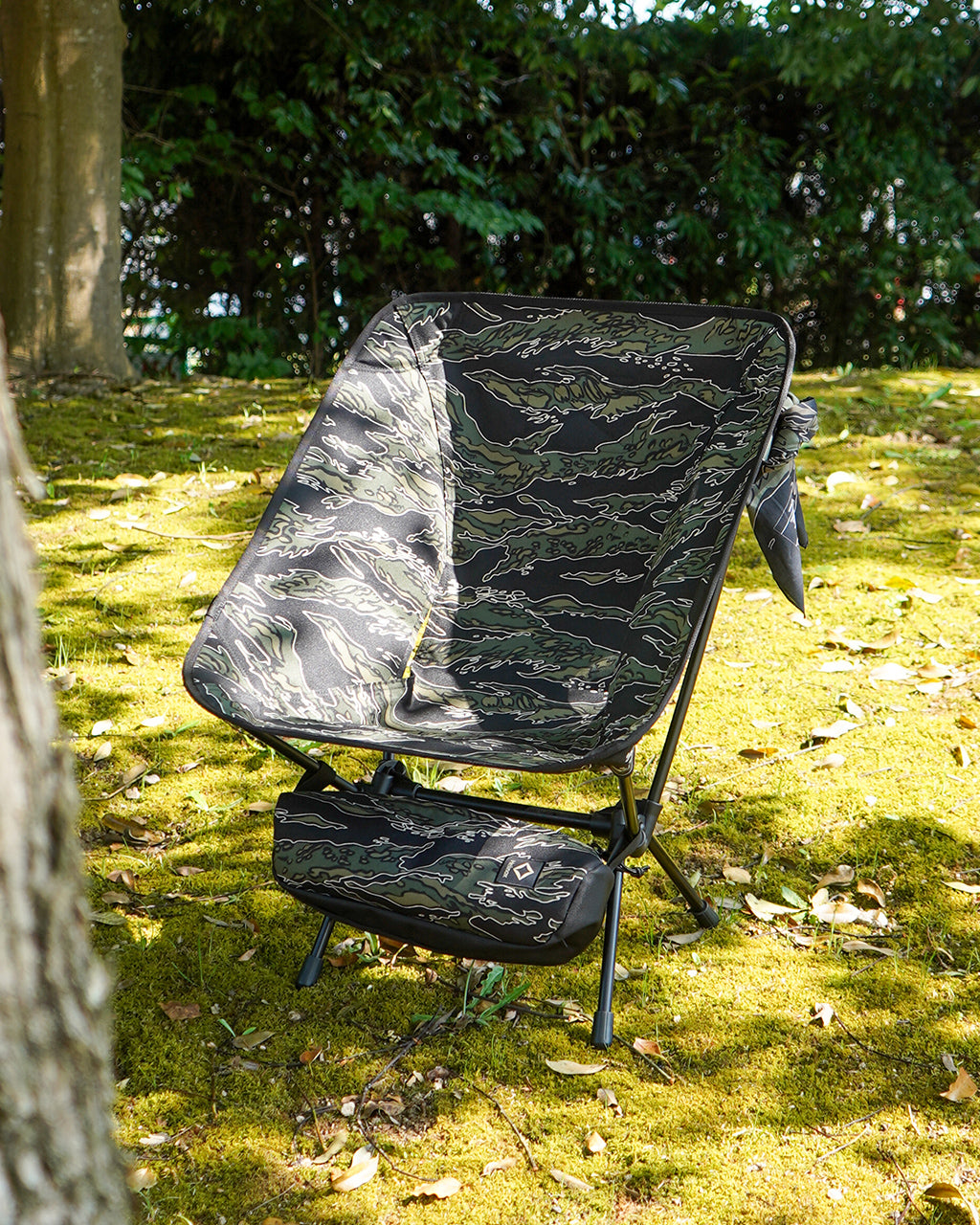 Helinox ヘリノックス タクティカルチェア Tac. Chair-Xray Tiger Camo タックチェア エックスレイ タイガーカモ 折り畳み式 コンパクトチェア ギフト【クーポン対象外】【送料無料】