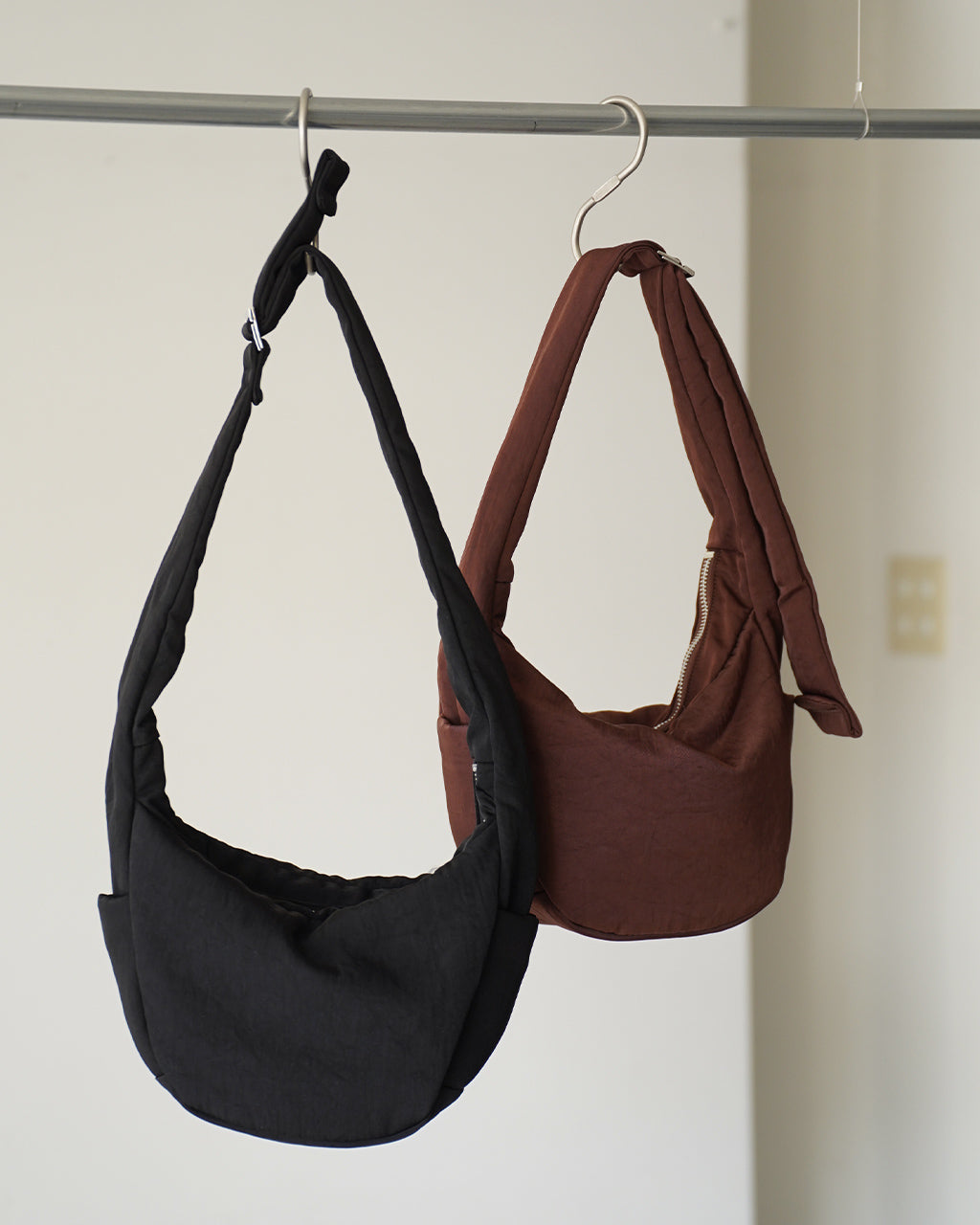 ANNIE PUFFER TOWN MOON BAG ITTI-BAG-121-CB