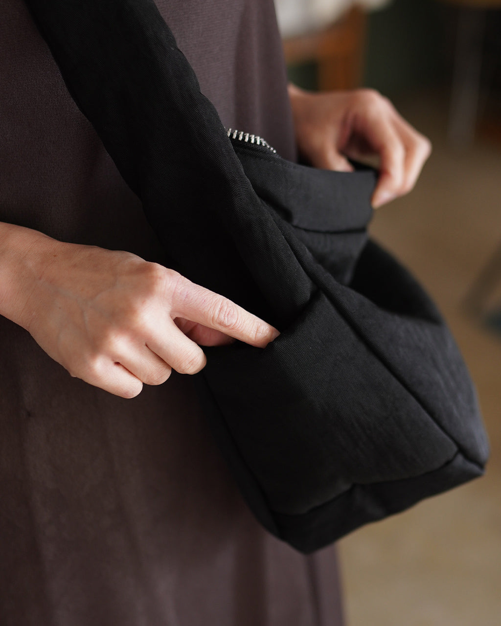 ANNIE PUFFER TOWN MOON BAG ITTI-BAG-121-CB