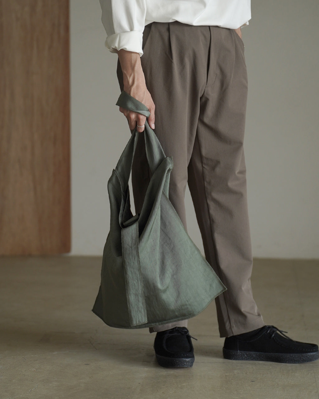 MARY INSIDE OUT TOTE-L ITTI-BAG-131-CB-26Q1
