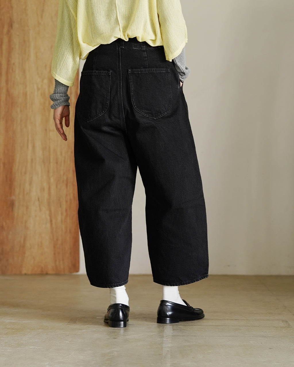 【Crouka別注色】Round wide denim Trousers J231DN01