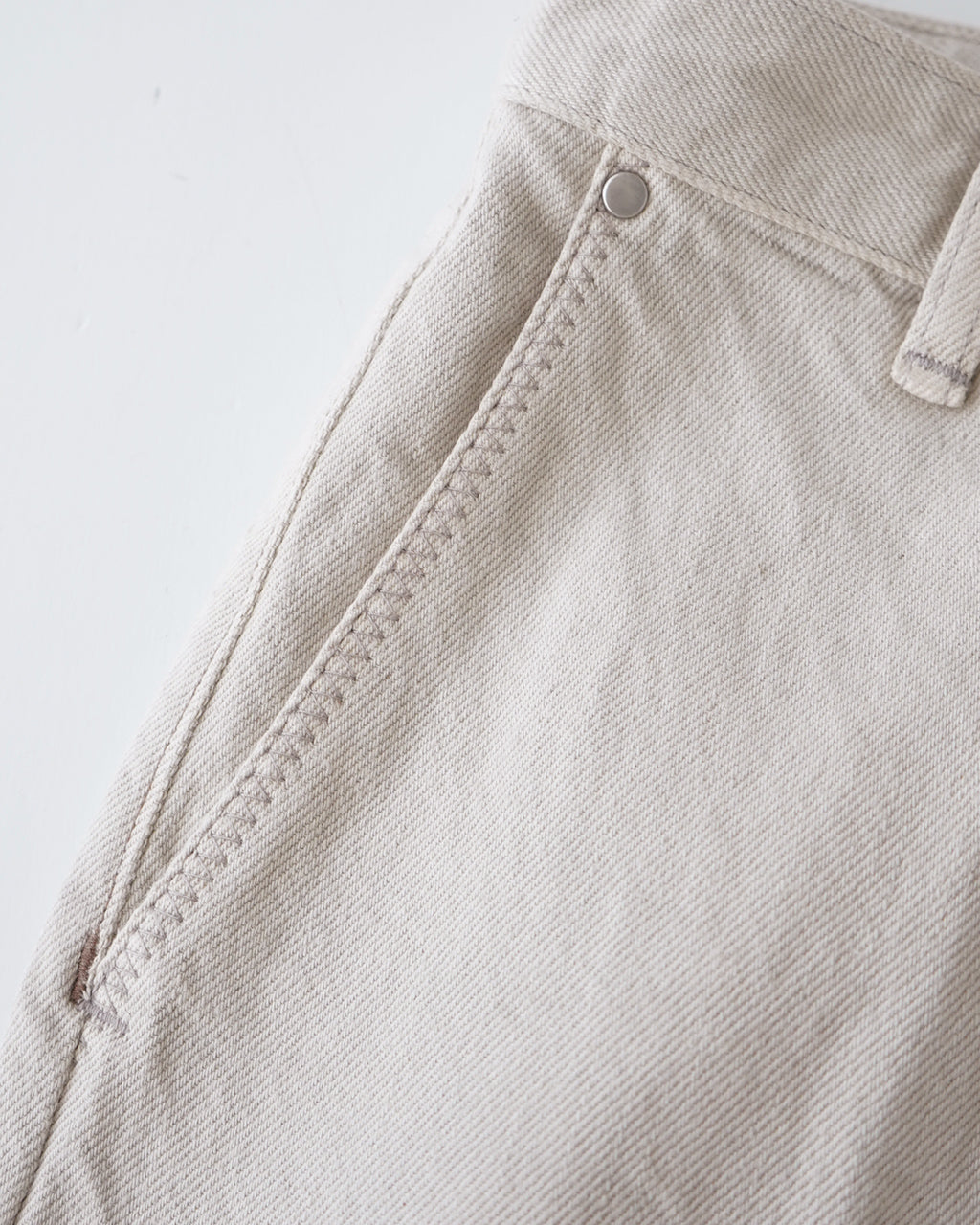 デニムパンツ センタープレス ジーンズ トラウザー ストーンバイオ ハイウエスト ローウエスト Center Crease Denim Trousers J251DN01