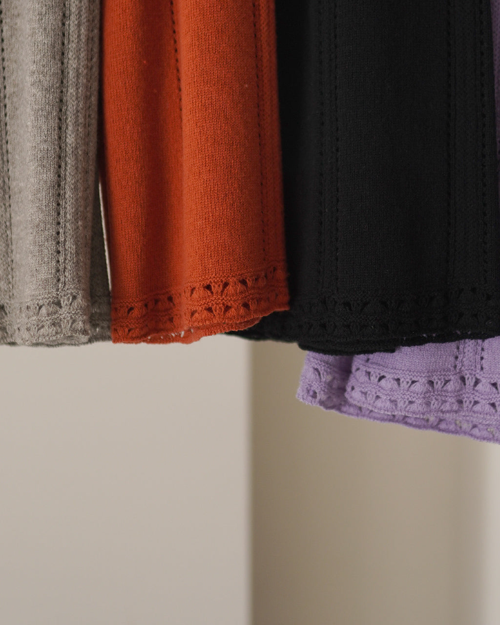 Triangle Pattern Knit Pants J253KN06
