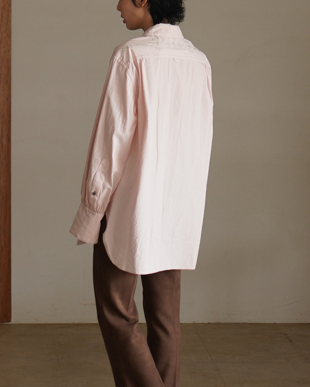 Geometric Embroidered Shirt J253SH02