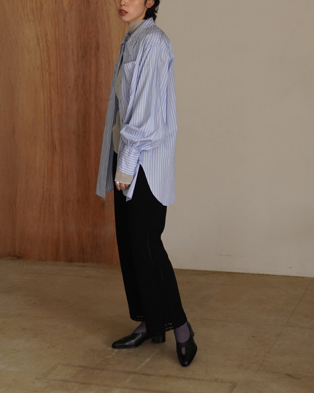 Geometric Embroidered Shirt J253SH02