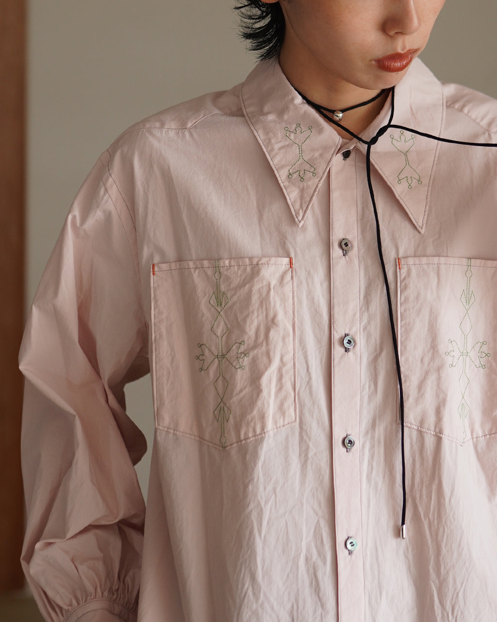 Geometric Embroidered Shirt J253SH02