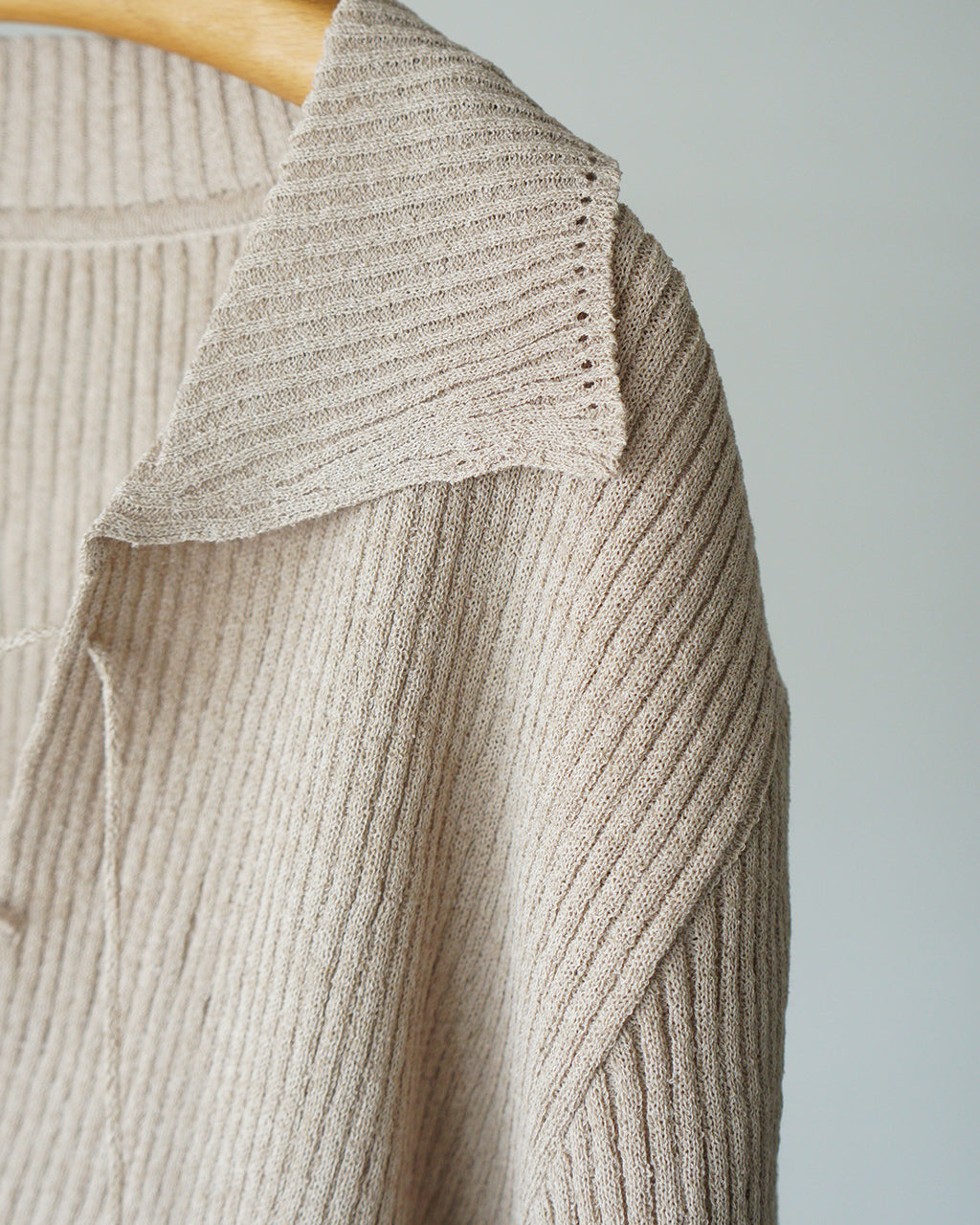 Subtle Accent Knit Polo J261KN05