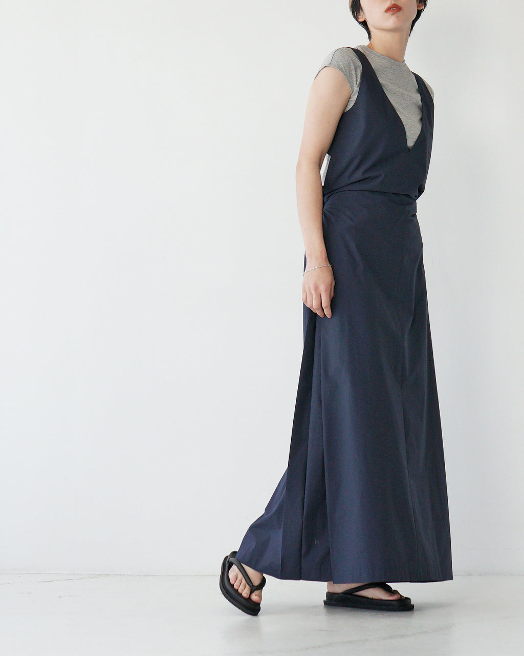 |coupon||outlet|バックオープンワンピース 25SS-7-J