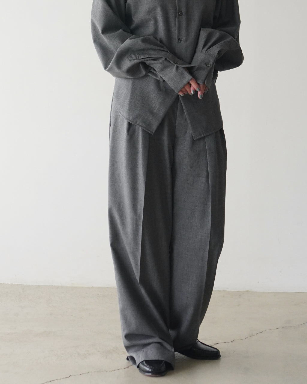 JUN MIKAMI ジュンミカミ ウールパンツ 26AW-4-J レディース タック