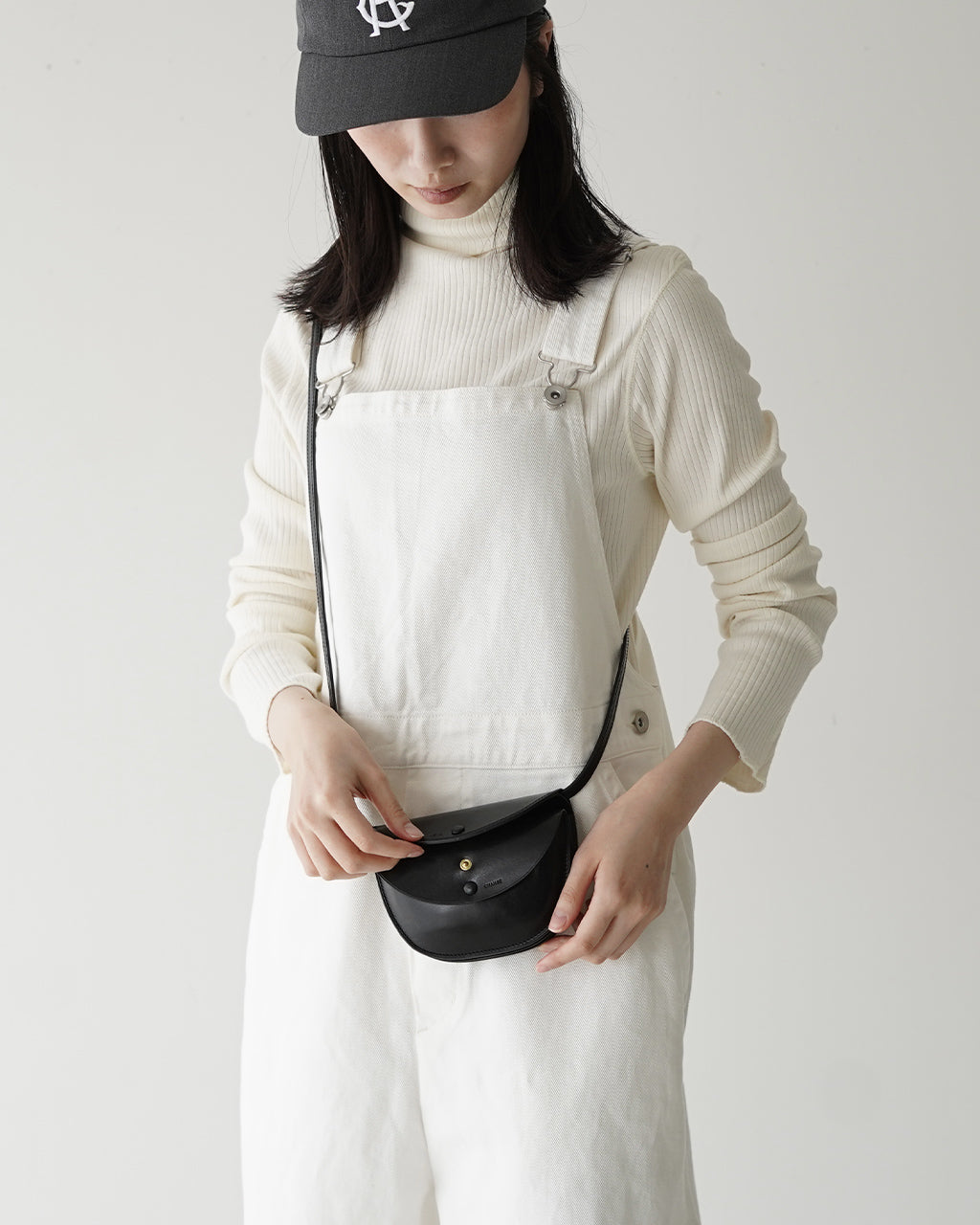 ラウンド ウォレット ミッド ポーチ 財布 ウォレット ショルダー Round Wallet Mid Porch KSBSRW101