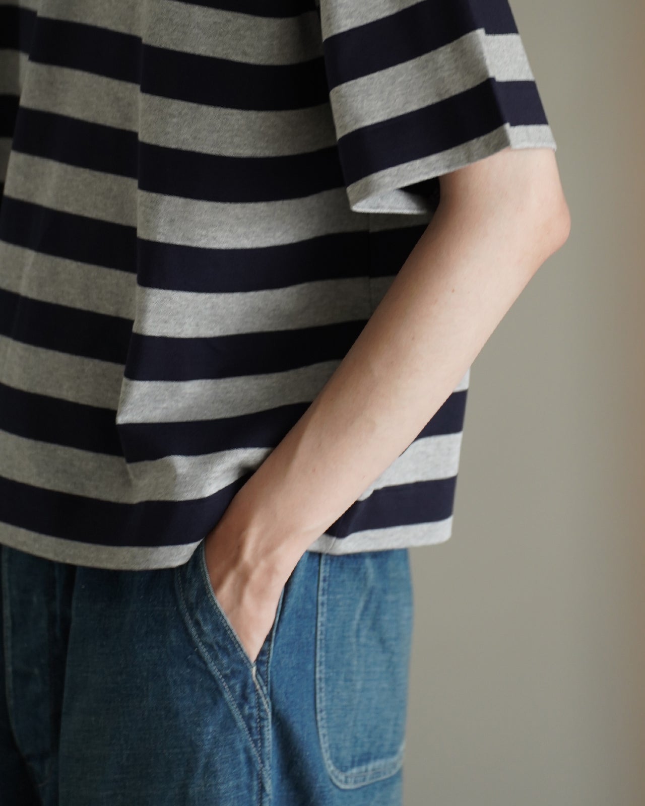 JUVENILE BORDER TEE J0075-1.2