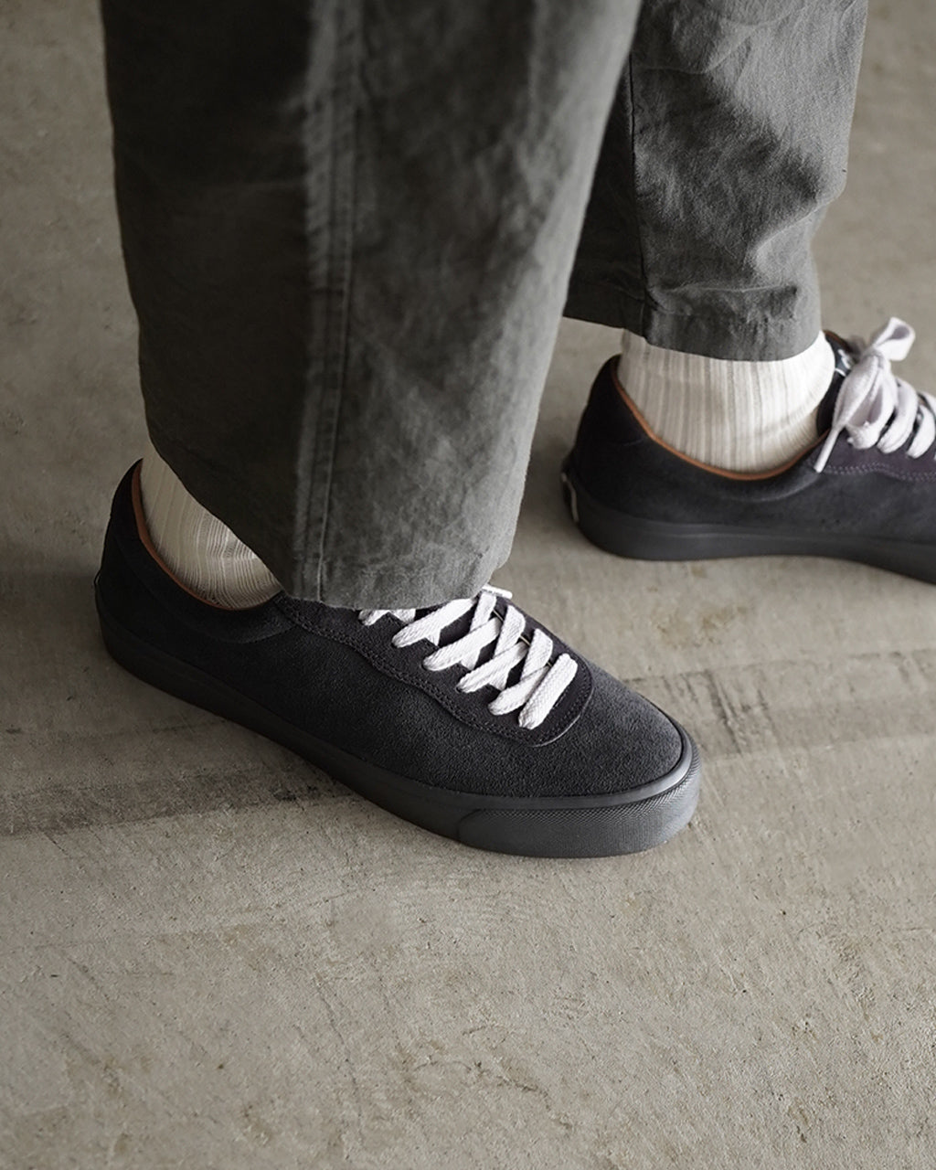 VM001 LO SUEDE LRD22-009