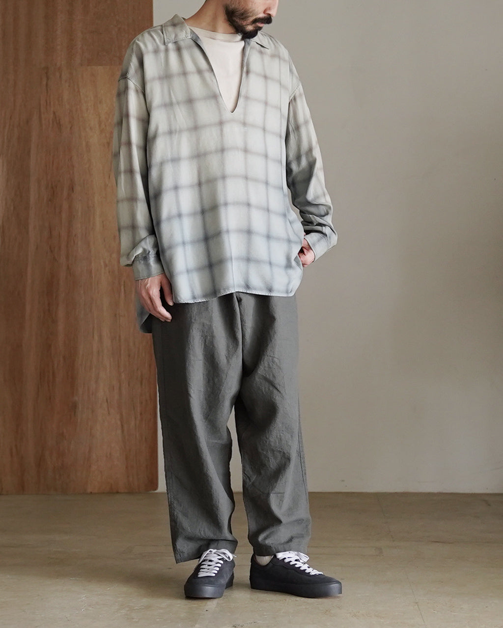 VM001 LO SUEDE LRD22-009