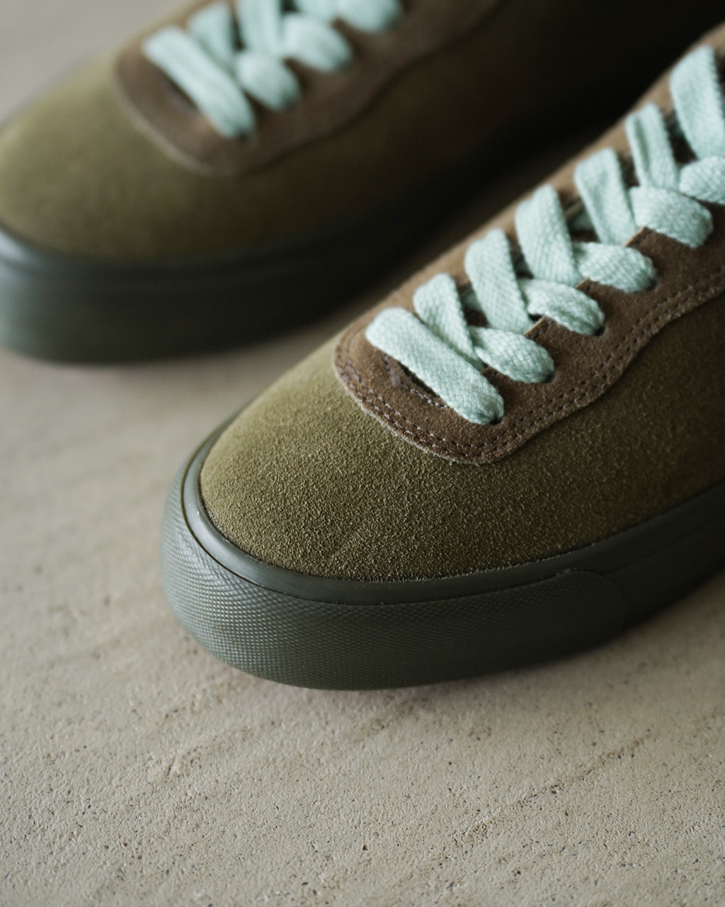 VM001 LO SUEDE LRD22-009
