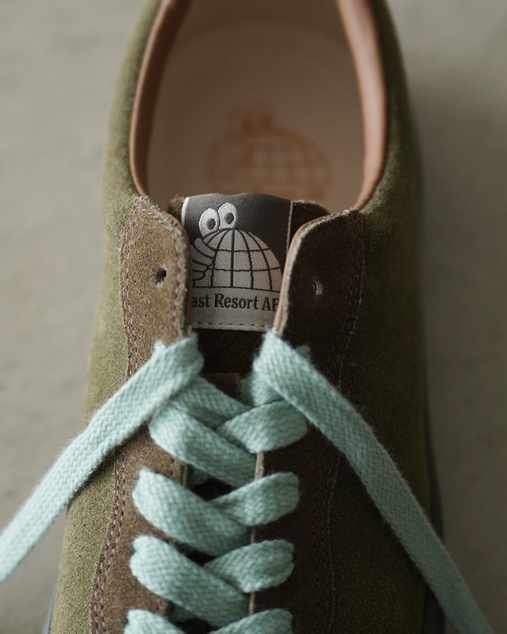 VM001 LO SUEDE LRD22-009