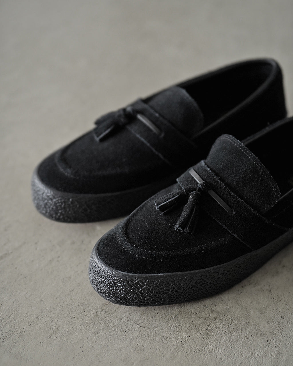 VM005 Loafer suede