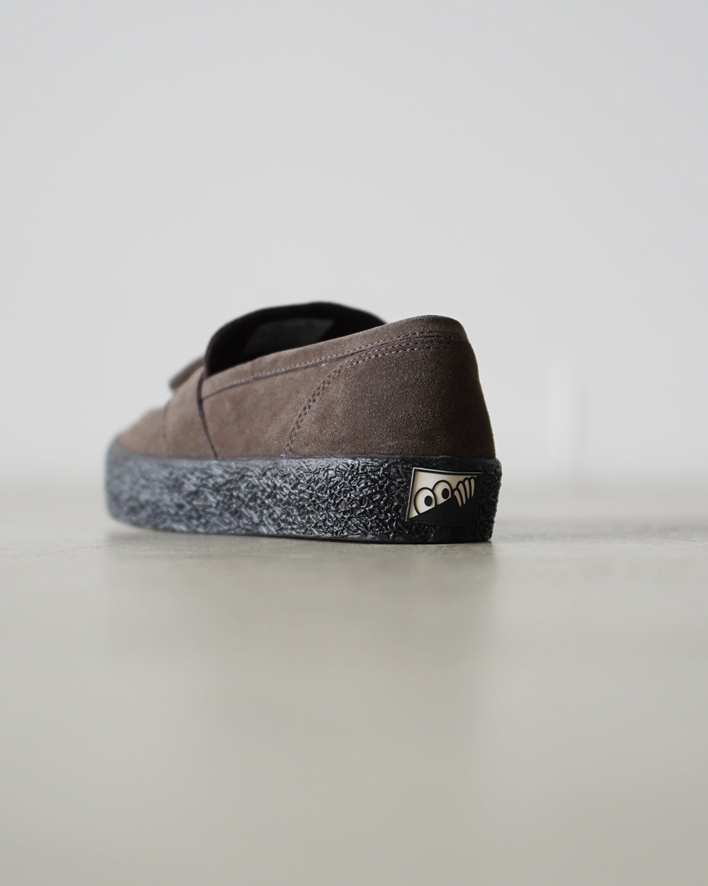 VM005 Loafer suede LRD22-007