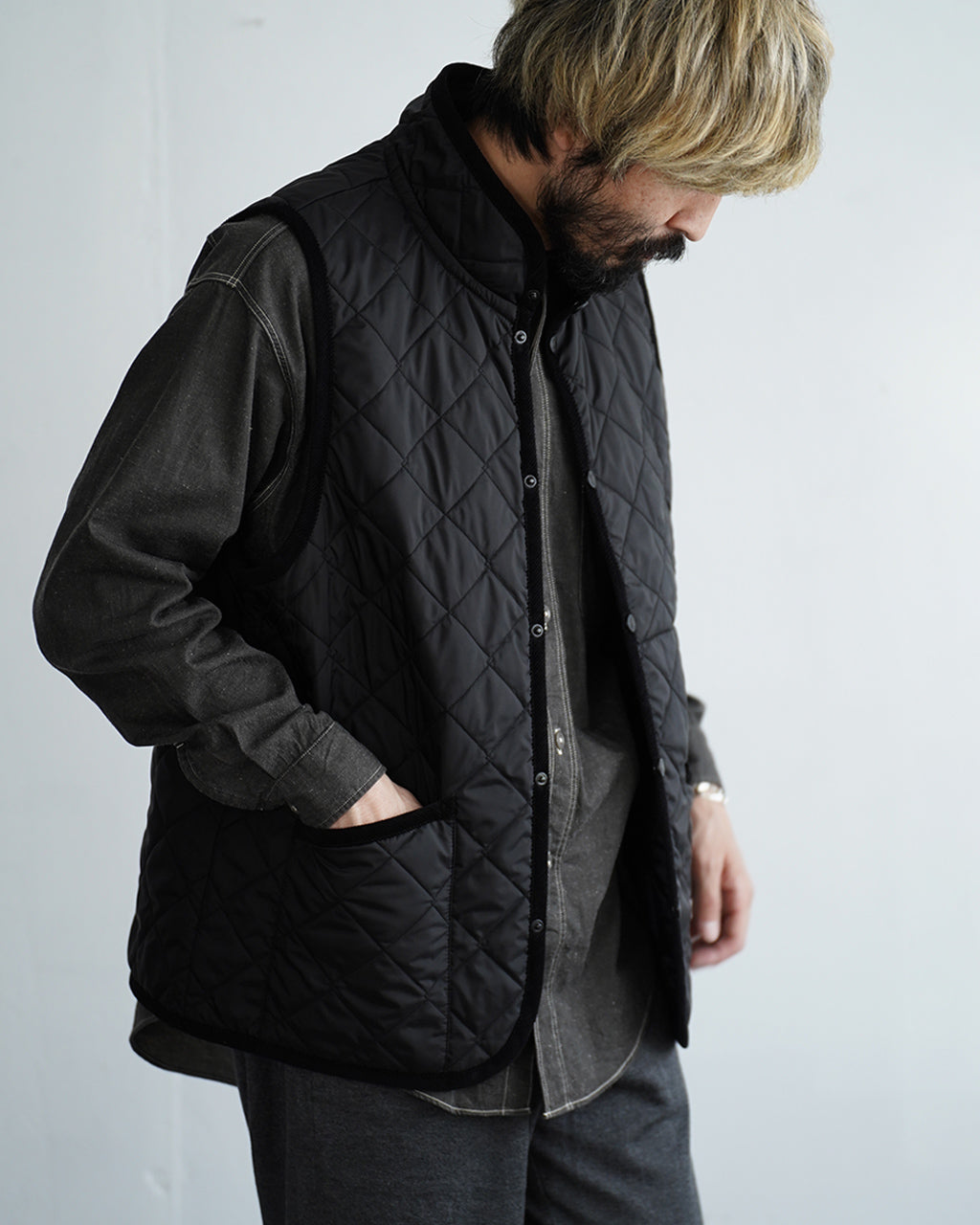 LIGHTWEIGHT MICKFIELD MENS LV11020