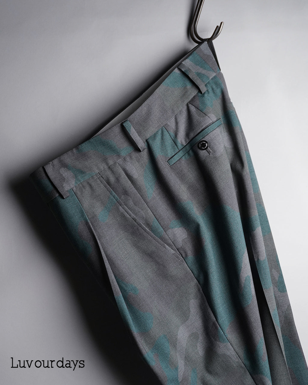【SALE!20%OFF】迷彩 カモフラージュ柄 スラックス パンツ DAY Slacks USアーミーモカ フルレングス ミリタリー LV-PT5102