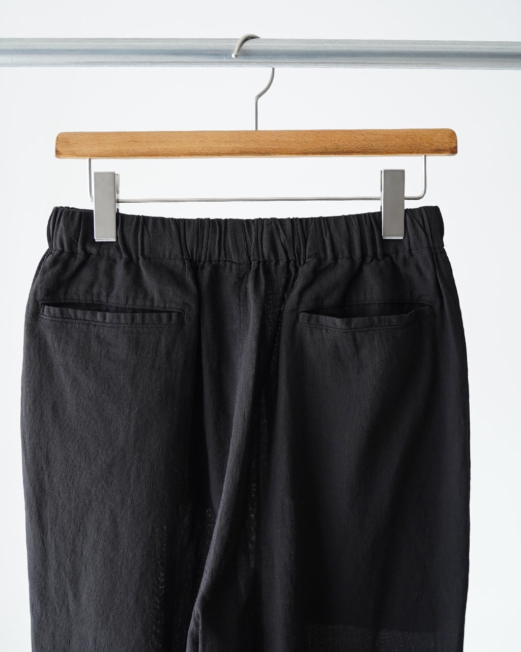 KNEE TUCK PANTS M26A16PT01C