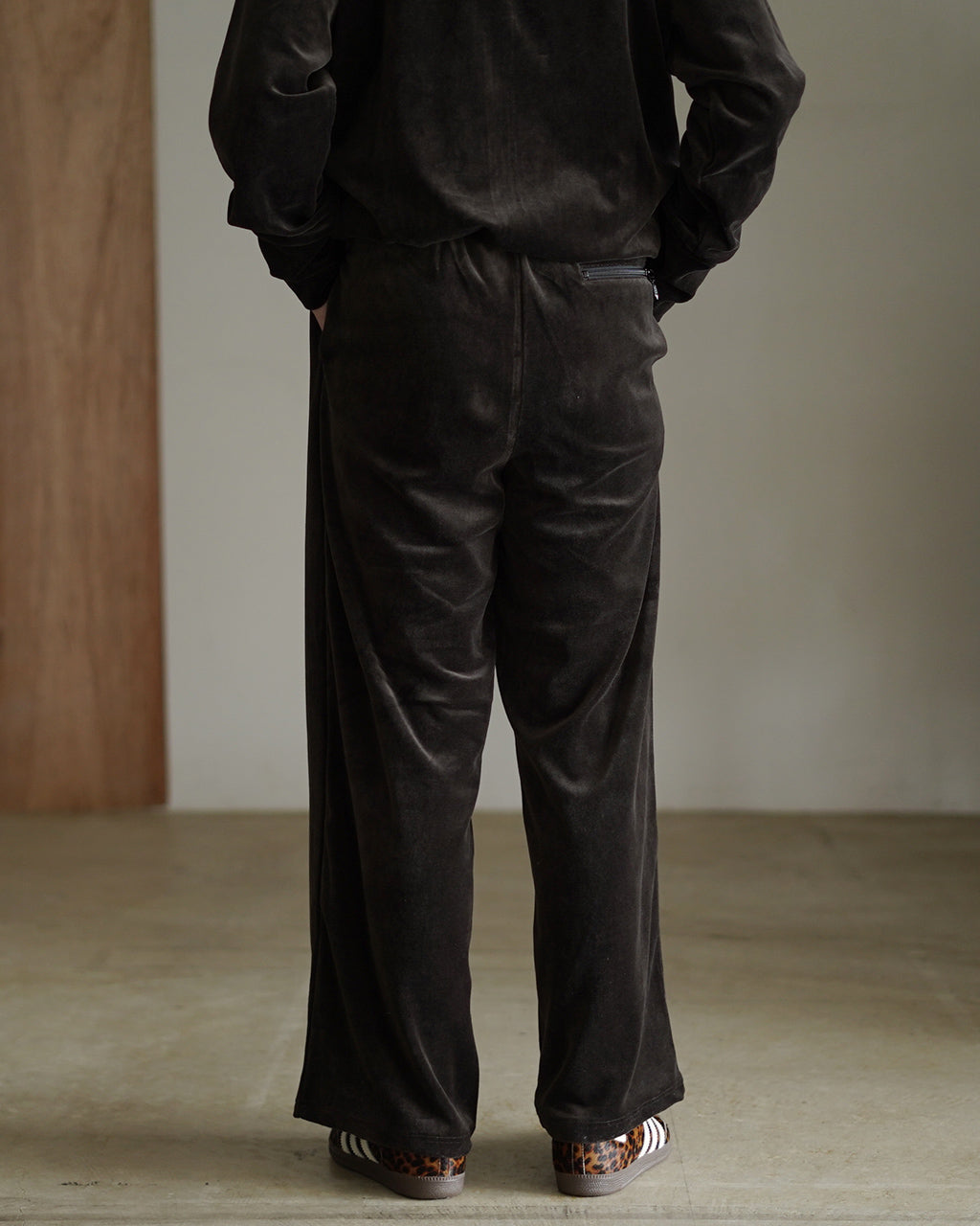 30/- Organic Cotton Velour Track Pants M25C19PT01C