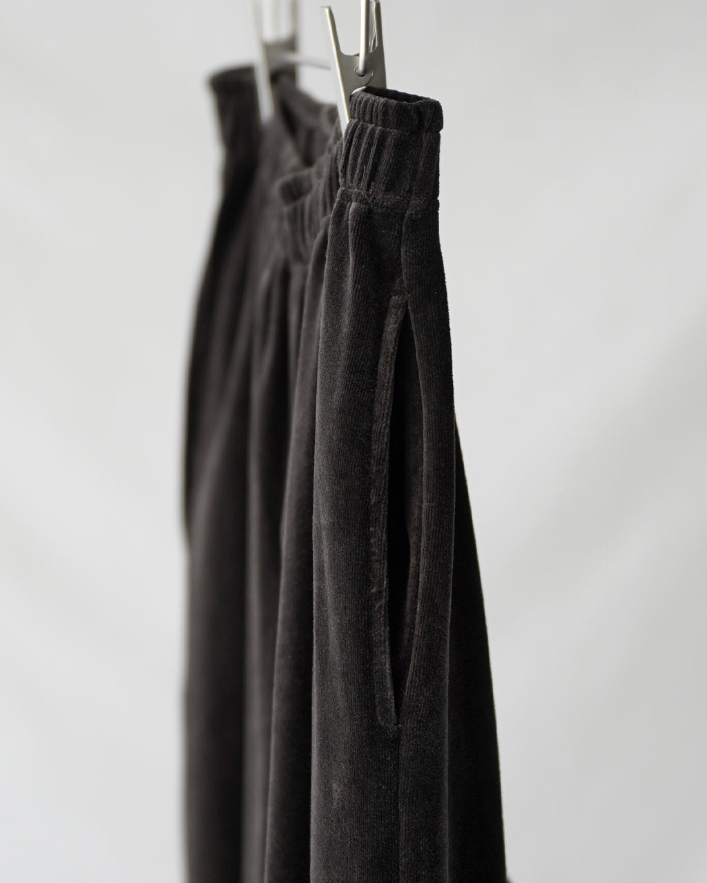 30/- Organic Cotton Velour Track Pants M25C19PT01C