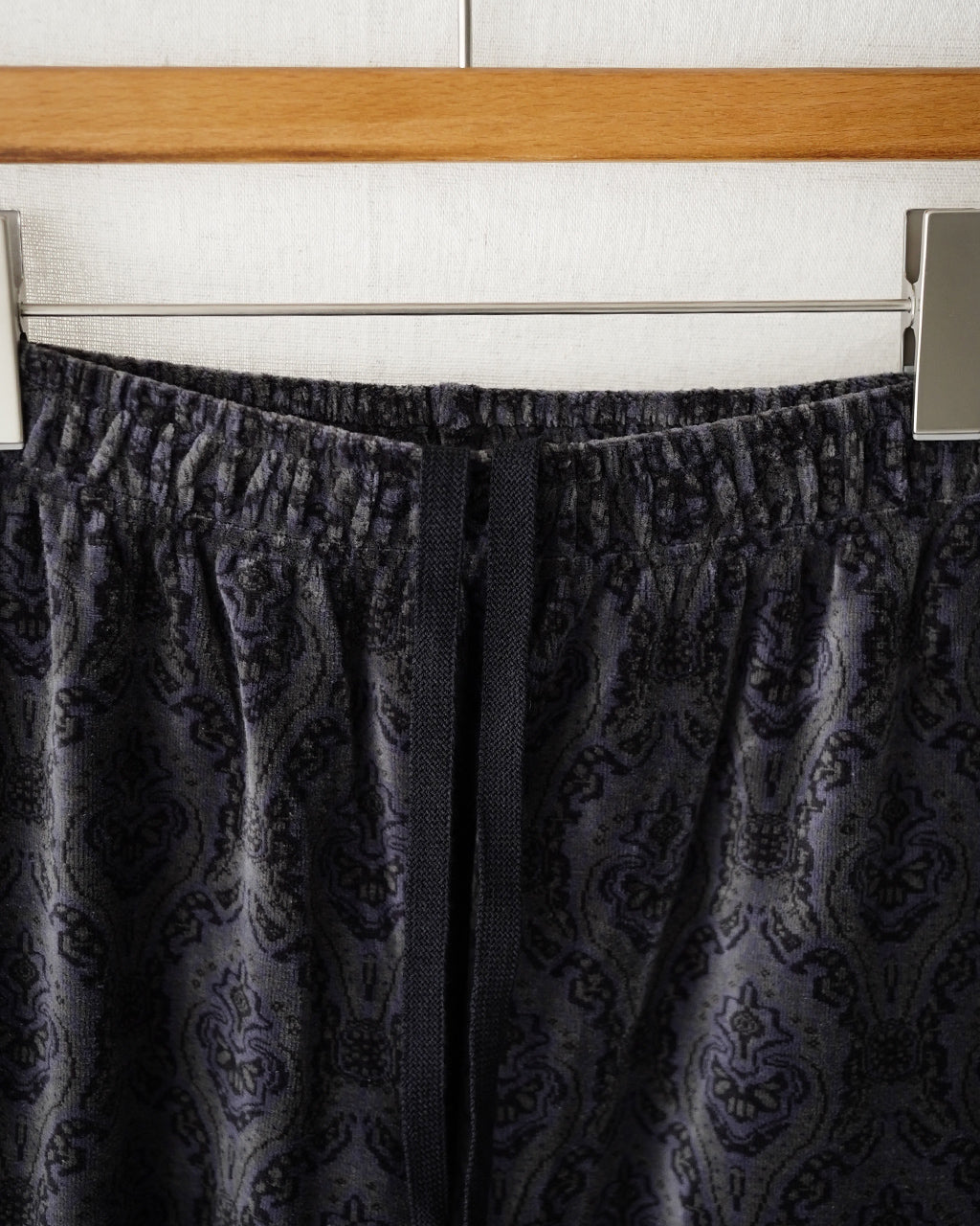 Velour Jacquard Track Pants M25C20PT01C