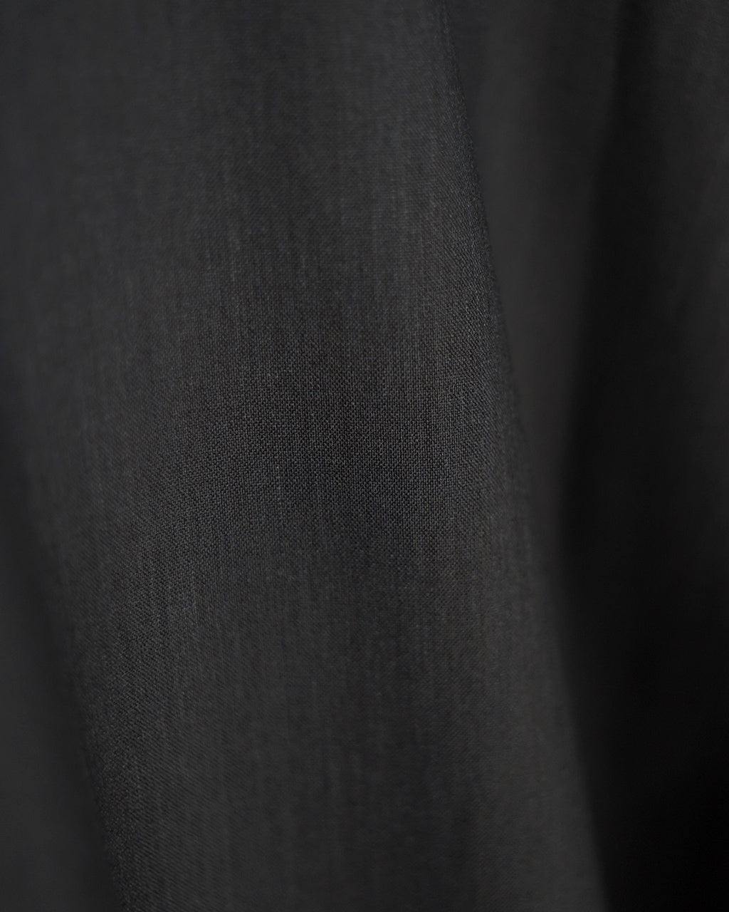 OPEN COLLAR L/S SHIRT WITH HEM TAB M26C01SH01C