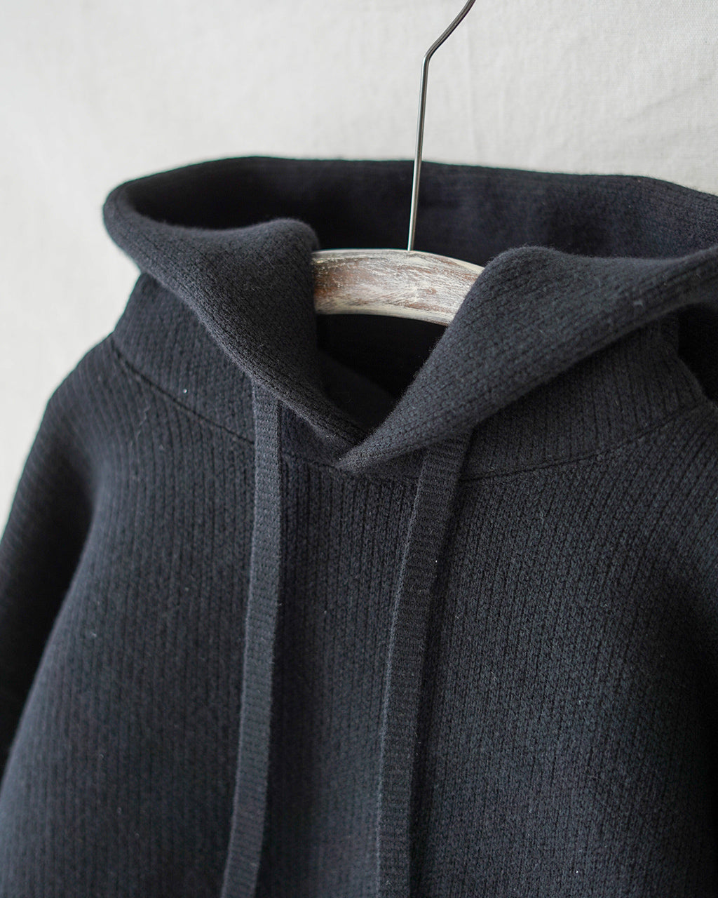 WOOL SWEAT HOODIE 2502-095